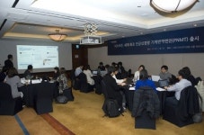 로컬번역이엔티 | 인공지능 기반 기계번역 기술 경쟁 뜨거워진다