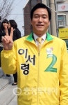 대성인력소개사업소 | 인력시장 방문 노동자들 위로 구슬땀
