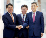 홍덕산업(주) 포항SKW공장 | 이강덕-최정우, 포항·포스코 '상생의 손' 잡았다