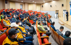 울릉산림직거래사업단 | 울릉도 전국최고 일자리 창출…노인들도 산림 공공 일자리 참여