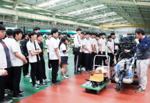 (주)제일트레이딩 송산공장 | 함양제일고 학생들 군내 기업 견학투어