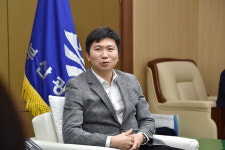 대한탁구협회사 | ‘대한탁구협회 유승민 회장’ 부산 방문