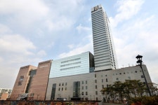 신세계백화점, 17일까지 인기 의류 40% 할인...주요 품목 보니