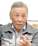 (주)에스에이엠 부산과기대 2호점 | "50년 만에 학사모…배움의 한 풀었습니다"