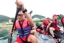 해군진해기지사령부(해군작전사8전단82전대육상훈련대화생방반) | 해군 진해기지사령부, 소화방수훈련"고무보트 운용 등 훈련 통해 더위 극복