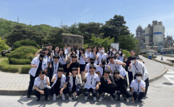 "학교 설립자 큰 뜻 찾아 떠나요"…울산 성신고 1학년, 성신양회 단양공장 방문