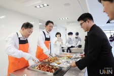 (주)아워홈 금오공과대학교점 | 금오공대, 올해도 '천원의 아침밥' 사업 시행