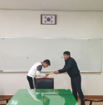 세종인더스트리 황재환 대표, 삼문초등에 장학금