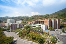 한마관잡화점 | 미래먹거리 ‘경남글로벌게임센터’ 경남대 한마관에 내년 1월 문 연다