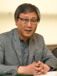 블라디르아트센터 | “어울아트센터 갈매기·하트 연출 모양막…업그레이드 공연장으로 풍성한 무대 선사” 어울아트센터 손대일 무대감독