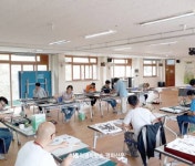 유진엠(주)-푸른솔 그늘집1 | 어제의 탕자가 오늘은 어엿한 사회인이 되는 부활의 공동체