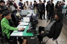 진주서 '묻지마 살인' 2명 사망·1명 중상