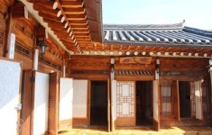 "고즈넉한 분위기 좋아" 북촌 한옥 게스트하우스 4선