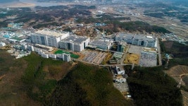 고점 찍은 LCD 價에 삼성·LGD 철수 카드 만지작