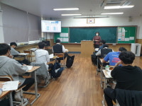 대창고등학교구내매점 | 경북 대창고 '와이즈멘토 스쿨 멘토링 진로캠프' 실시