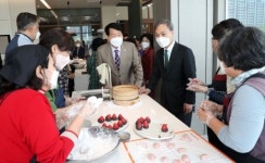 개싸네농산물효천점 | 전주푸드의 무한 변신…직매장과 카페, 커뮤니티 공간까지 활용