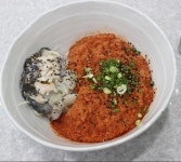 거제도 맛집 '티파니횟집' 한방 육수와 치자면을 사용한 한방물회 제공