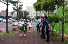 선장학교정문문구 | 서부경찰서, 제주서중 '굿모닝 하이파이브' 캠페인