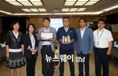 (주)코리아세븐 마산석전시장점 | 창원시 2분기 베스트드림팀에 경제정책과 선정