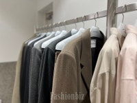 주식회사 시마앤컨스트럭션 | 신규 브랜드 '컨스트럭션' 소재~디테일 차별화 눈길
