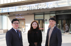 버버리신세계충청점주 | 신세계 충청점과 동고동락 10년…전문인으로 발돋움