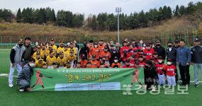 주식회사�b엘이엔지 | 주식회사 델코이엔지 이원무 대표, 스윙스다문화 야구단에 후원금 150만 원 전달