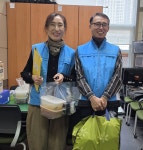 금왕수자원개발 | '도시락에 담긴 온기, 고독사 막는 방패 된다' 금왕읍의 특별한 배달