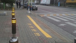 고기;한입만안산상록점 | '한 발짝만 뒤로'...안산시 상록구, '노란 발자국' 프로젝트 시범 운영
