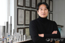 삼영샷시금속 | 김민준 삼영금속㈜ 대표 "양심으로 지켜 온 반세기, 이제는 알아줬으면"