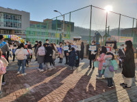 선장학교정문문구 | 용아초, 청주상당경찰서와 학교폭력 예방 합동 캠페인