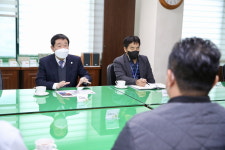 이재영 증평군수, 아비코테크㈜ 기업 방문