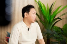제이와이지브랜딩 | 제이와이네트워크, '브랜드 아이덴티티'는 다양한 콘텐츠로 제작 가능하다