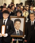 故 장제원 전 의원 발인... '화장 후 실로암공원묘지 안장'