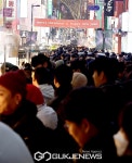 성탄절, 인파 가득한 명동