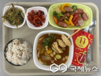 (주)진주랑푸드서비스유아이헬리콥터구내식당 | 진주시 '천원의 아침밥' 호평...대학생 복지와 진주 쌀 판로확대