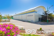 고성군 거진실내테니스장 임시 개방…군민 무료 이용