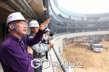 승평건설(주) | '미래인재개발센터 건설 현장'…홍승권 원장, 안전 점검 실시