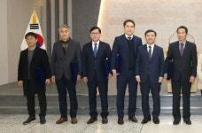 씨유김해세무서점 | 김해시, 성실 납세자 감사패 수여