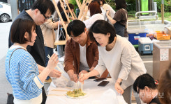광주북구일터 지역자활센터 디자인나래 | 즉석에서 맛을 보는 소소마켓의 행복함