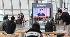 법인광주벅스랜드 | 좀처럼 사그라들지 않는 불매···광주시장 제안한 '美 스벅 해결책' 주목