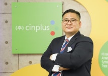 "中企 엄두 못내던 고효율 'HR플랫폼 서비스'큰 부담없이 제공"