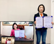 유한회사 제이엘브리지 | 새롬바이오텍, 중국 대형 뷰티홈케어 총판매사와 TV홈쇼핑 진출 ‘비대면 협약체결’