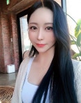 반하나, "예쁜 카페 갔던 날" 일상 눈길