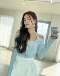 황우람일품갈비 | 황우림 "등 다 타는 줄"…눈부신 청순 미모로 '남심 올킬'