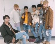 '솔로 데뷔 확정' 김동한, 과거 노태현·켄타·김상균·김용국·권현빈과 함께…'제이비제이(JBJ) 멤버들'