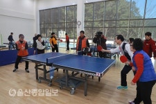 김기현 울산시장, 설 맞아 노인복지관 위문