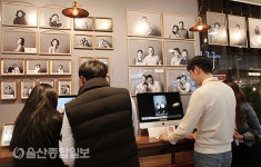 기다림조차 추억이 되는 아날로그 사진관 '그리다'