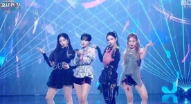 에스파, '새비지'-'드림스 컴 트루' 무대 "행복으로 가득했던 해"