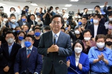 지방선거 국힘 12곳·민주 5곳 승… 보궐 국힘 5곳·민주 2곳