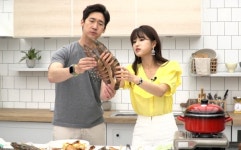 (주)동북쇼핑강화점 | 신세계TV쇼핑, 모바일 강화 후 이용객수 40배 증가